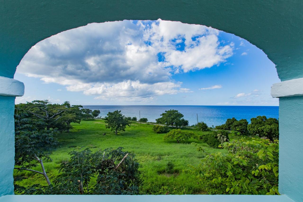 Feather Leaf Inn Frederiksted Bagian luar foto